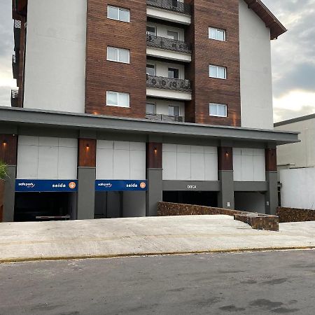 Mrg - Moderno 2D - Vita Boulevard A 2 Minutos Da Rua Coberta Gramado Kültér fotó